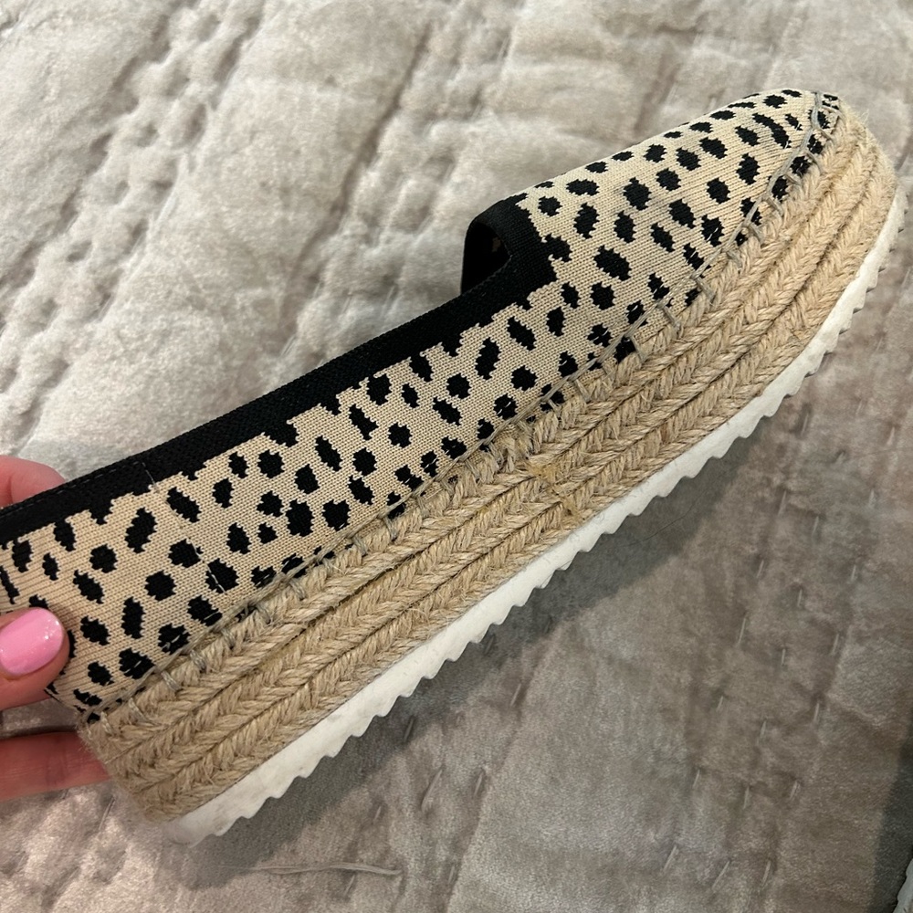 Gianni Bini platform shoes